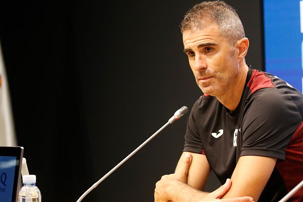 Gaizka Garitano se muestra tranquilo. 