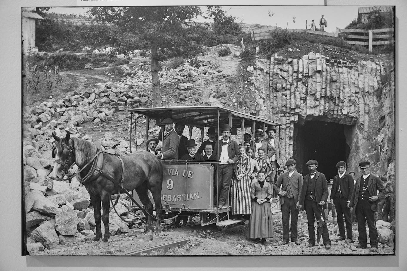 Fotos: &#039;Aurrera eginez&#039; refleja el camino de San Sebastián hacia la modernidad