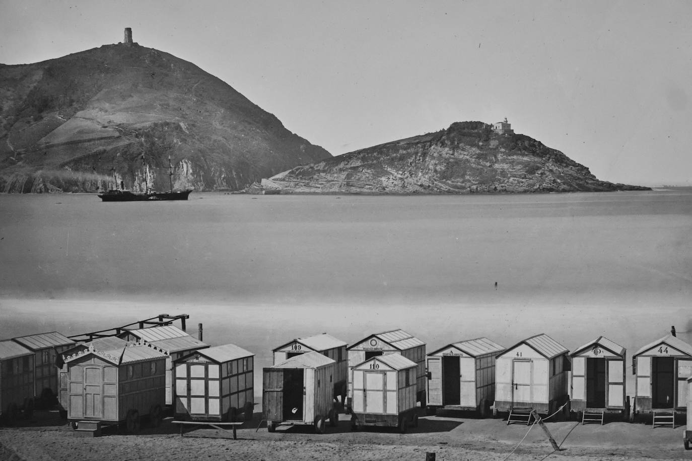 Fotos: &#039;Aurrera eginez&#039; refleja el camino de San Sebastián hacia la modernidad