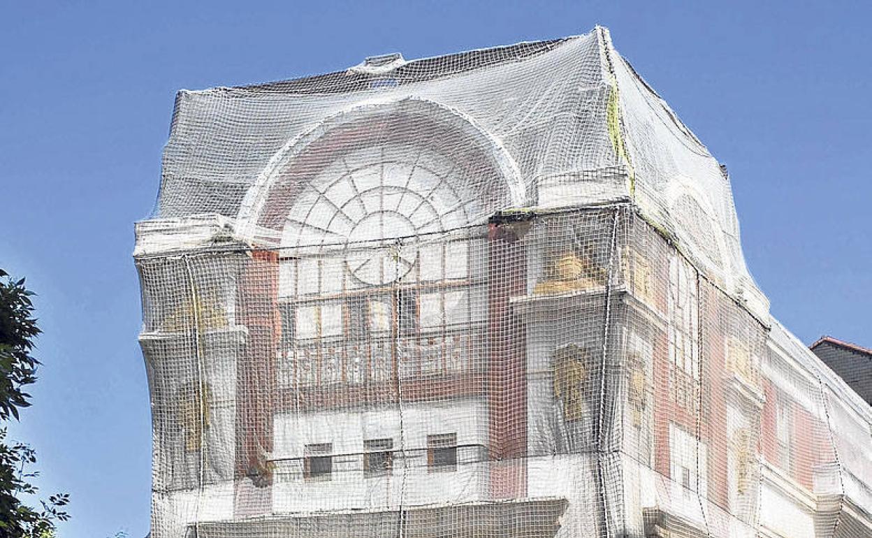 Goia dice que si el Bellas Artes «es un Hilton o no, eso ya no es cuestión que afecte al Ayuntamiento»