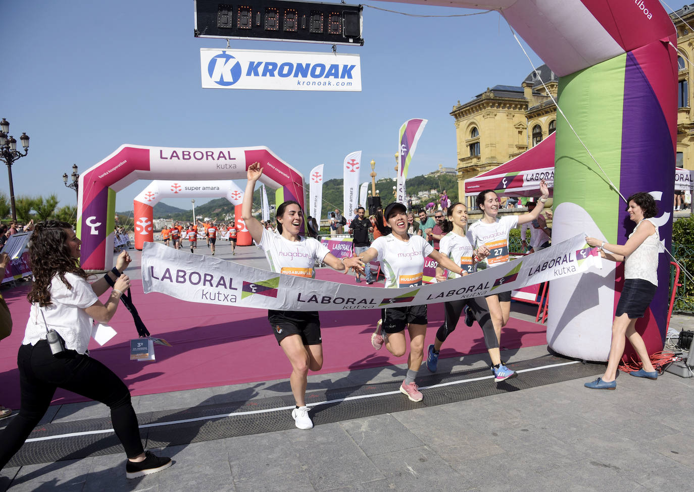 Fotos: Los participantes en la Carrera de Empresas de San Sebastián