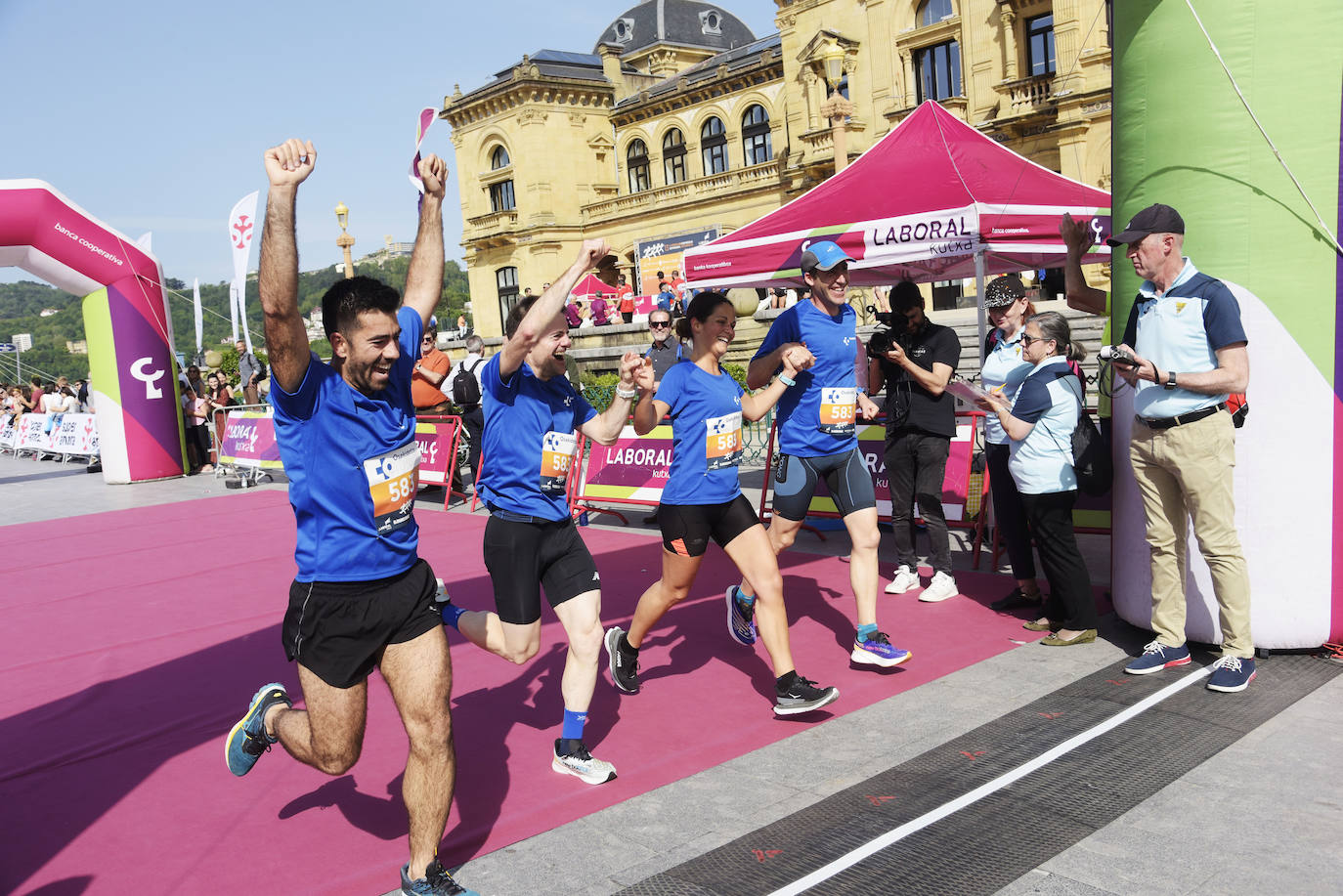 Fotos: Los participantes en la Carrera de Empresas de San Sebastián