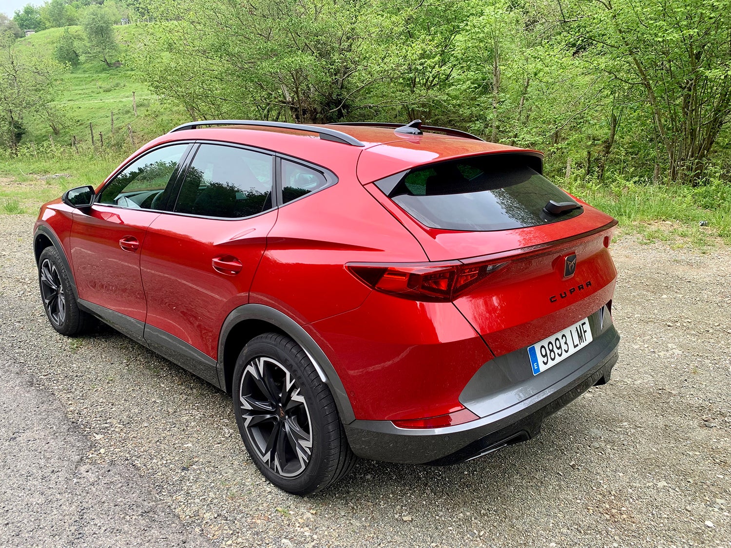 El Cupra Formentor de 150 CV es ideal para viajar por su reducido consumo y suavidad de marcha, aunque si se quiere, se puede uno divertir conduciendo