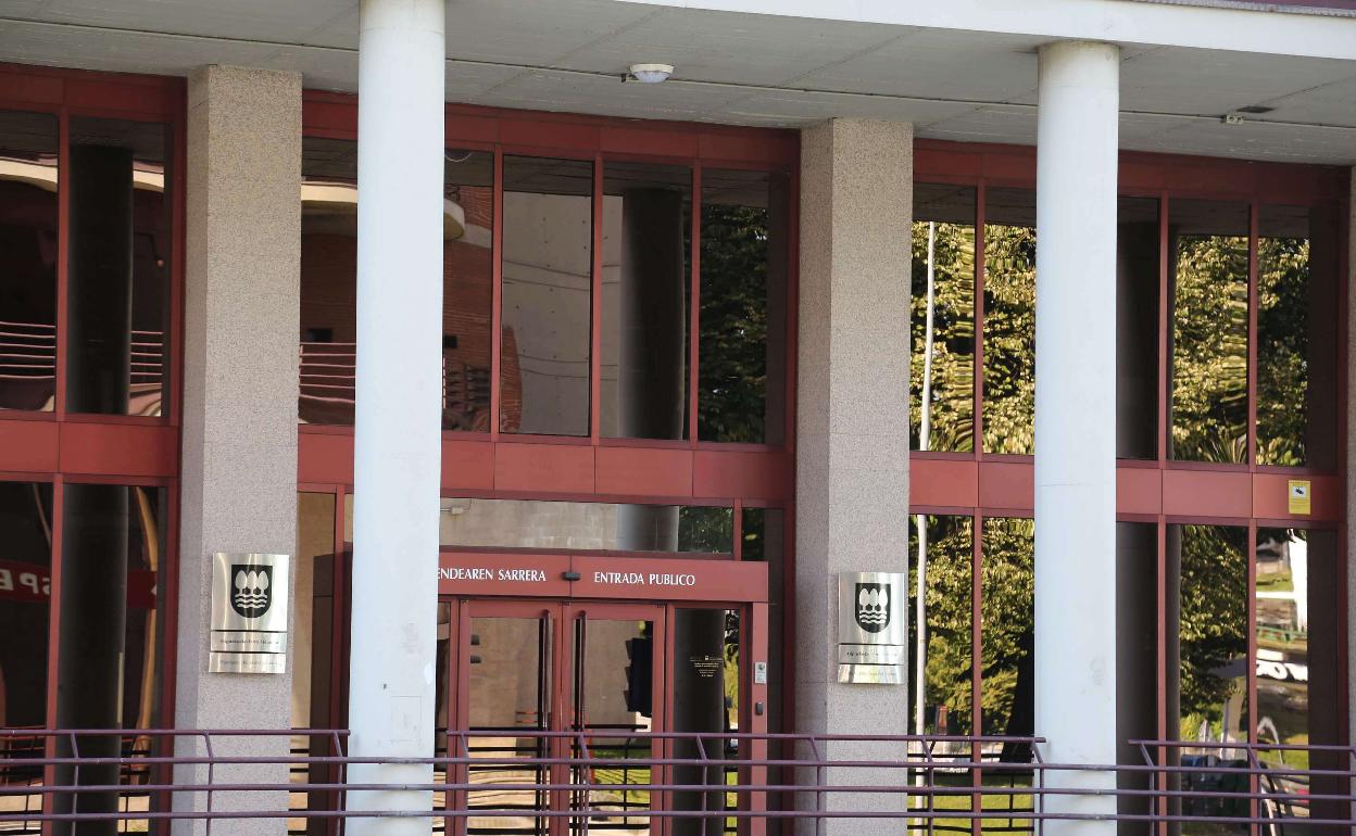 Exterior de la sede de la Hacienda Gipuzkoana