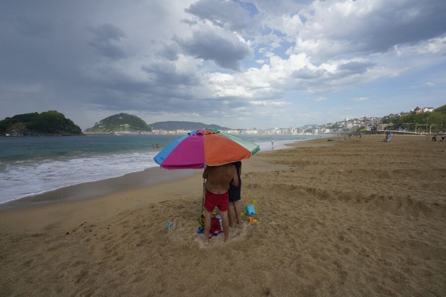 El Tiempo en Donostia: La galerna vacía las playas