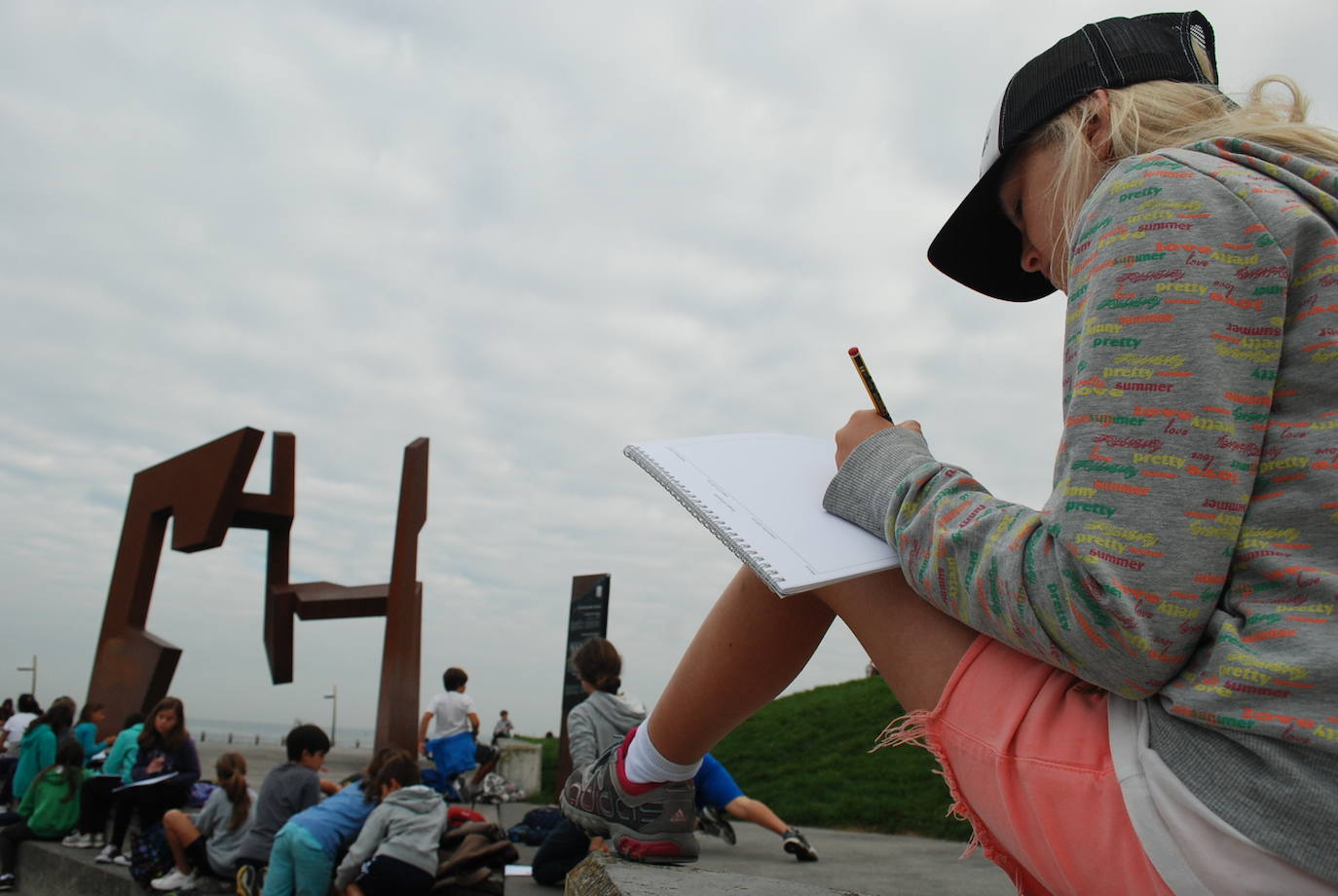 Lehen Hezkuntzako ikasleak, Donostiako Pasealeku Berrian.