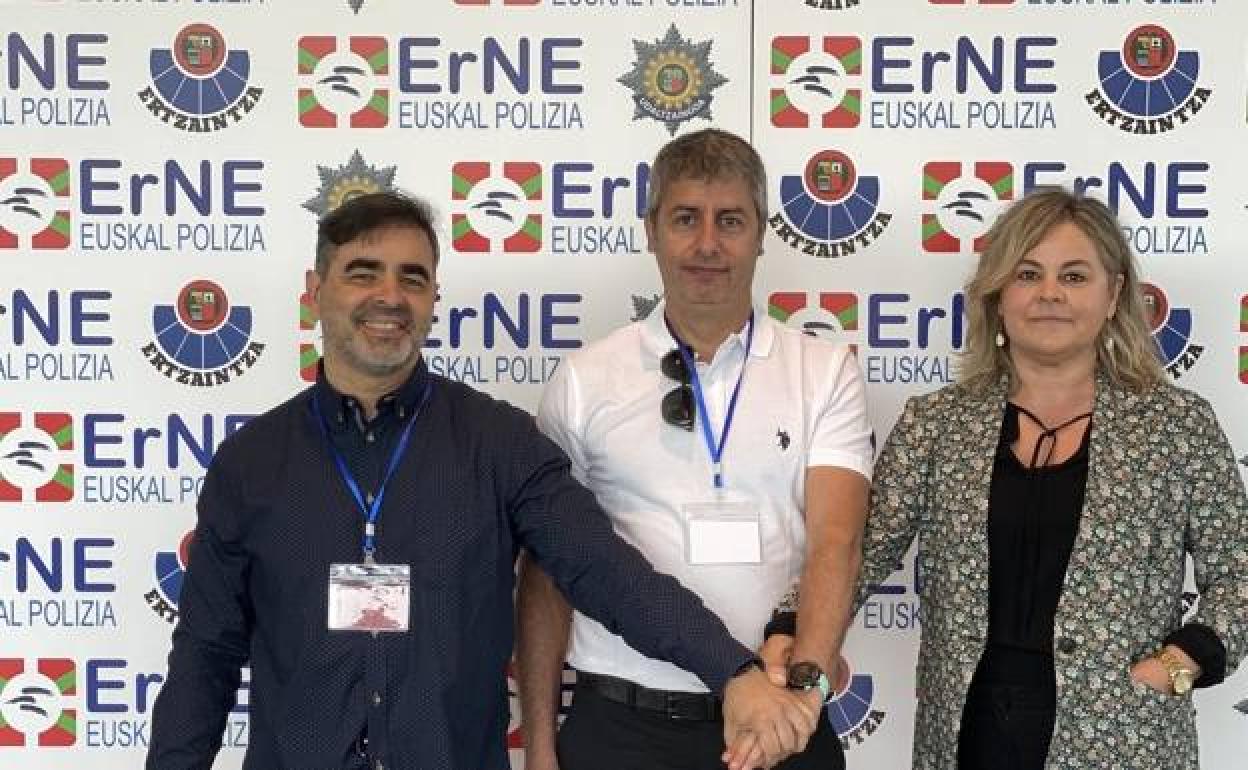 Aitor Otxoa, Sergio Gómez de Segura y Marina de la Hera.