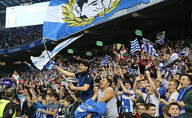 Bultzada entrará 15 minutos tarde al campo como protesta