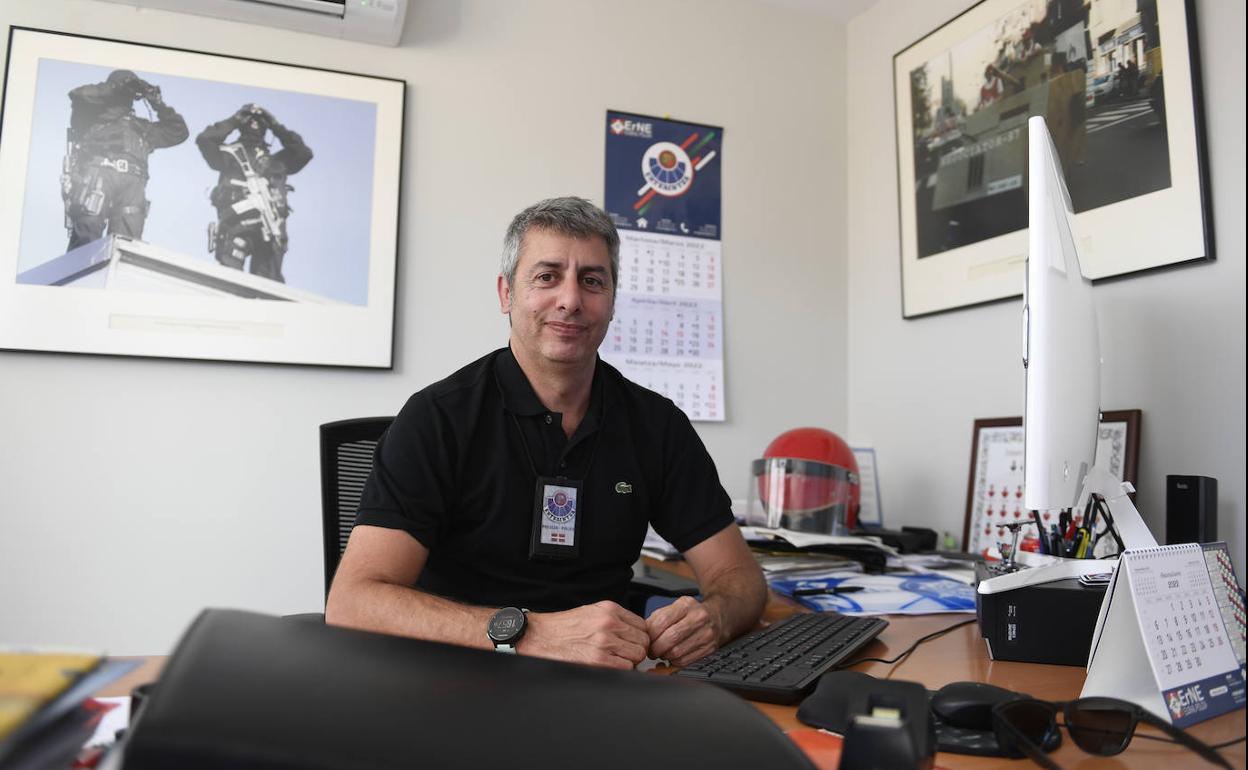 Gómez de Segura, en su nuevo despacho. 