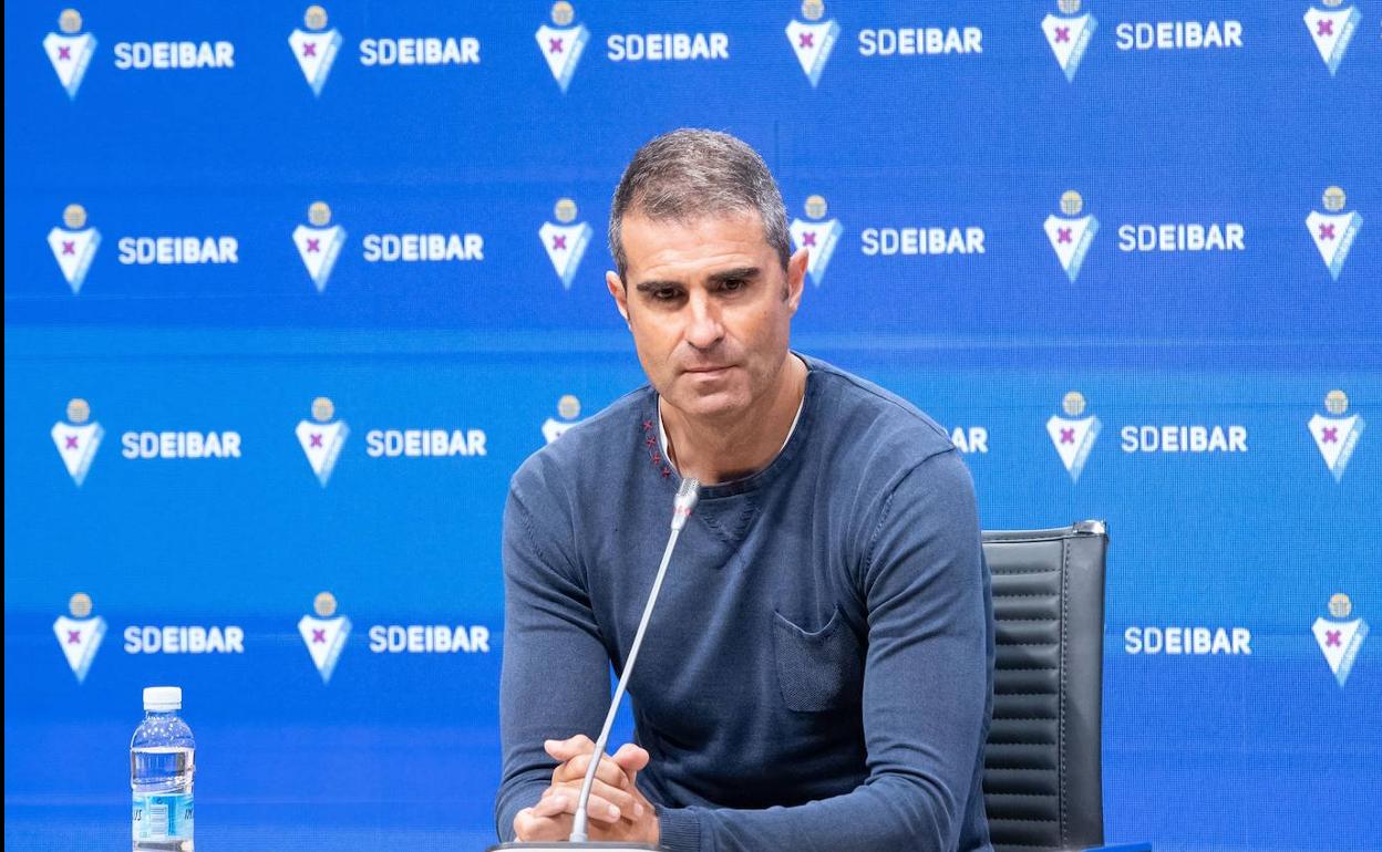 Garitano se muestra tranquilo cara al partido ante el Tenerife.