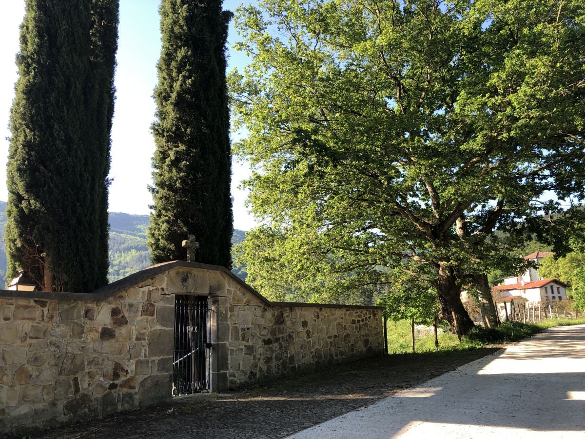 Fotos: Aitzorrotz, una cima con mucha historia