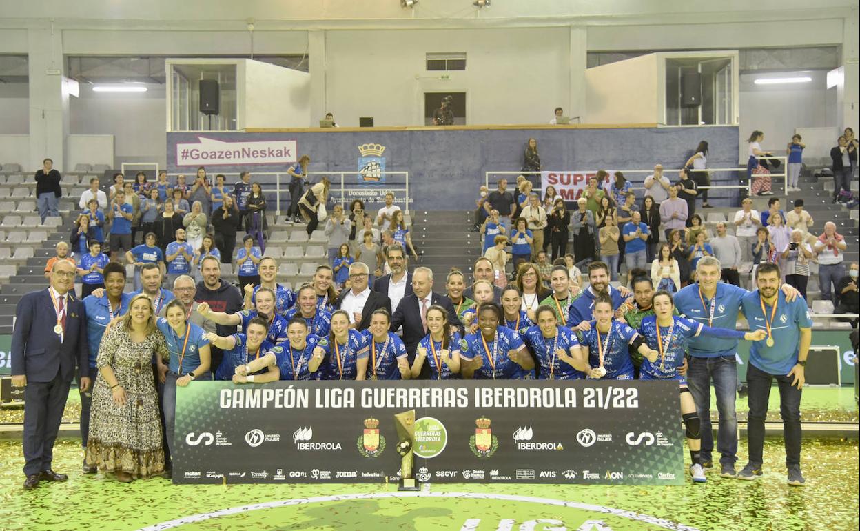 Balonmano | Bera Bera: Una fiesta con pasillo incluido
