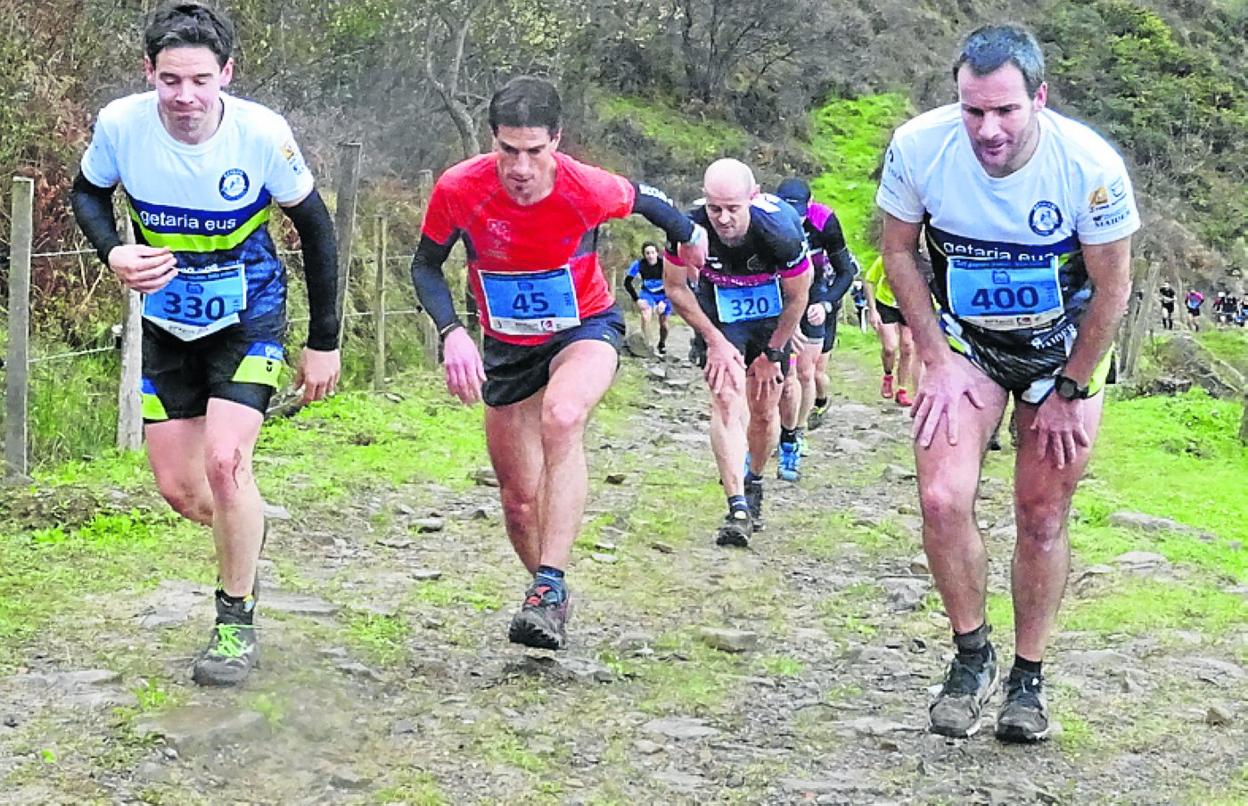 Biharko mendi lasterketa 14 kilometrotakoa izango da. 