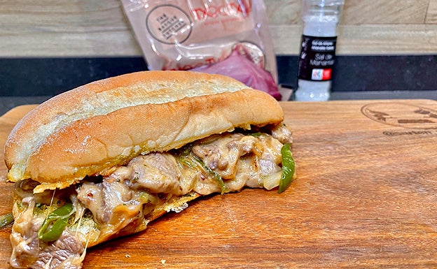 Bocadillo Philly Cheesesteak