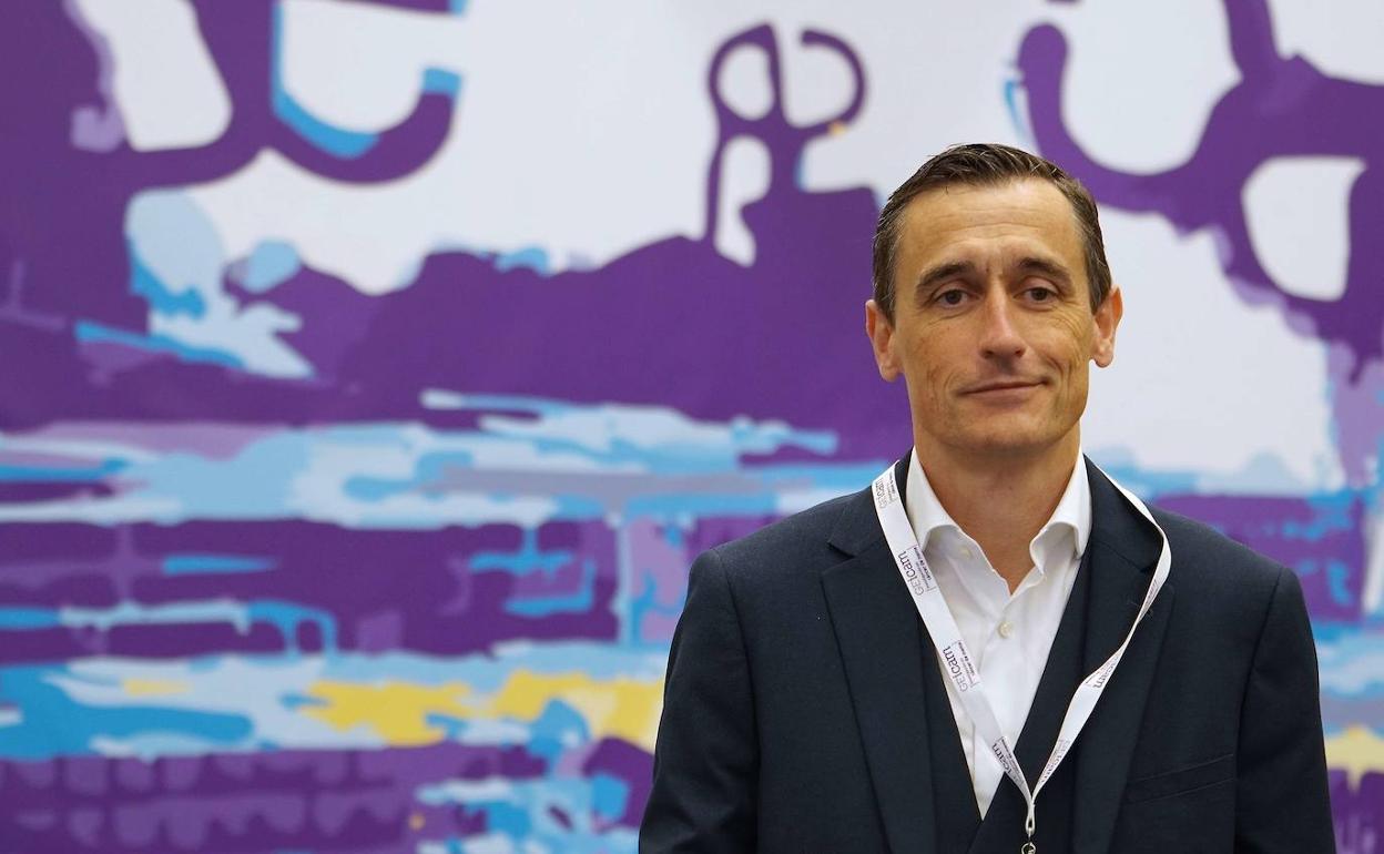 Ander Urruticoechea, director científico del centro guipuzcoano, muestra su alegría por acoger en Gipuzkoa este ensayo clínico en fase 1