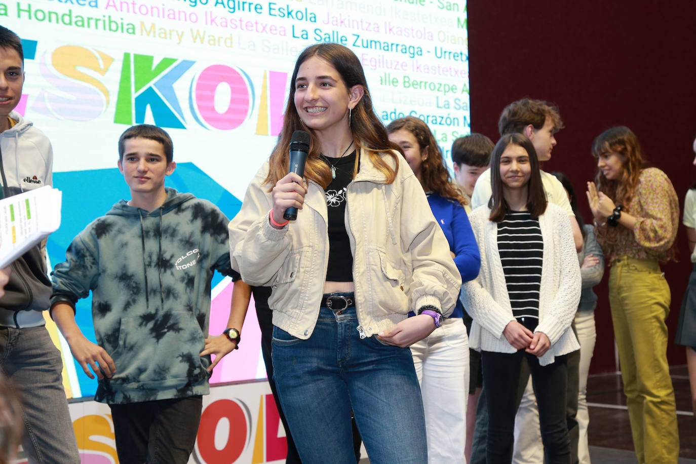 Una de las jóvenes alumnas guipuzcoanas que ha hablado con las presentadoras.