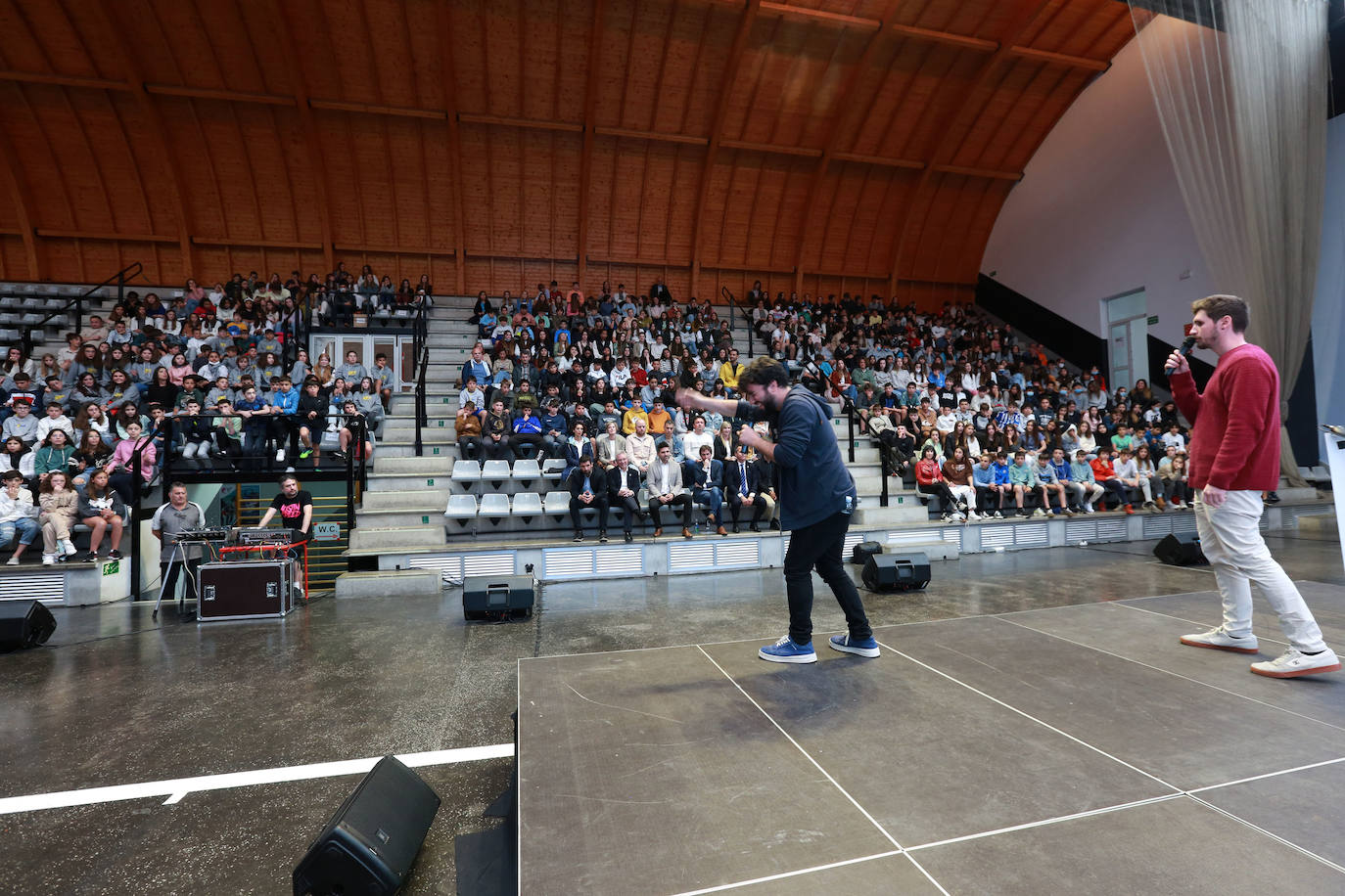 El dúo cómico Bocabeats ha dejado con la boca abierta a todos los presentes.