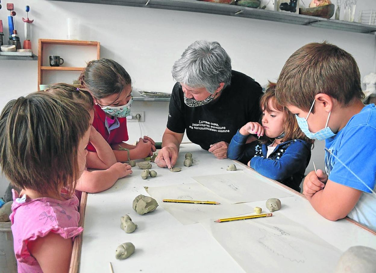 Lau eta hamabi urte bitarteko gaztetxoei zuzendutako udalekuak izango ditugu aurtengoan Itsason. 