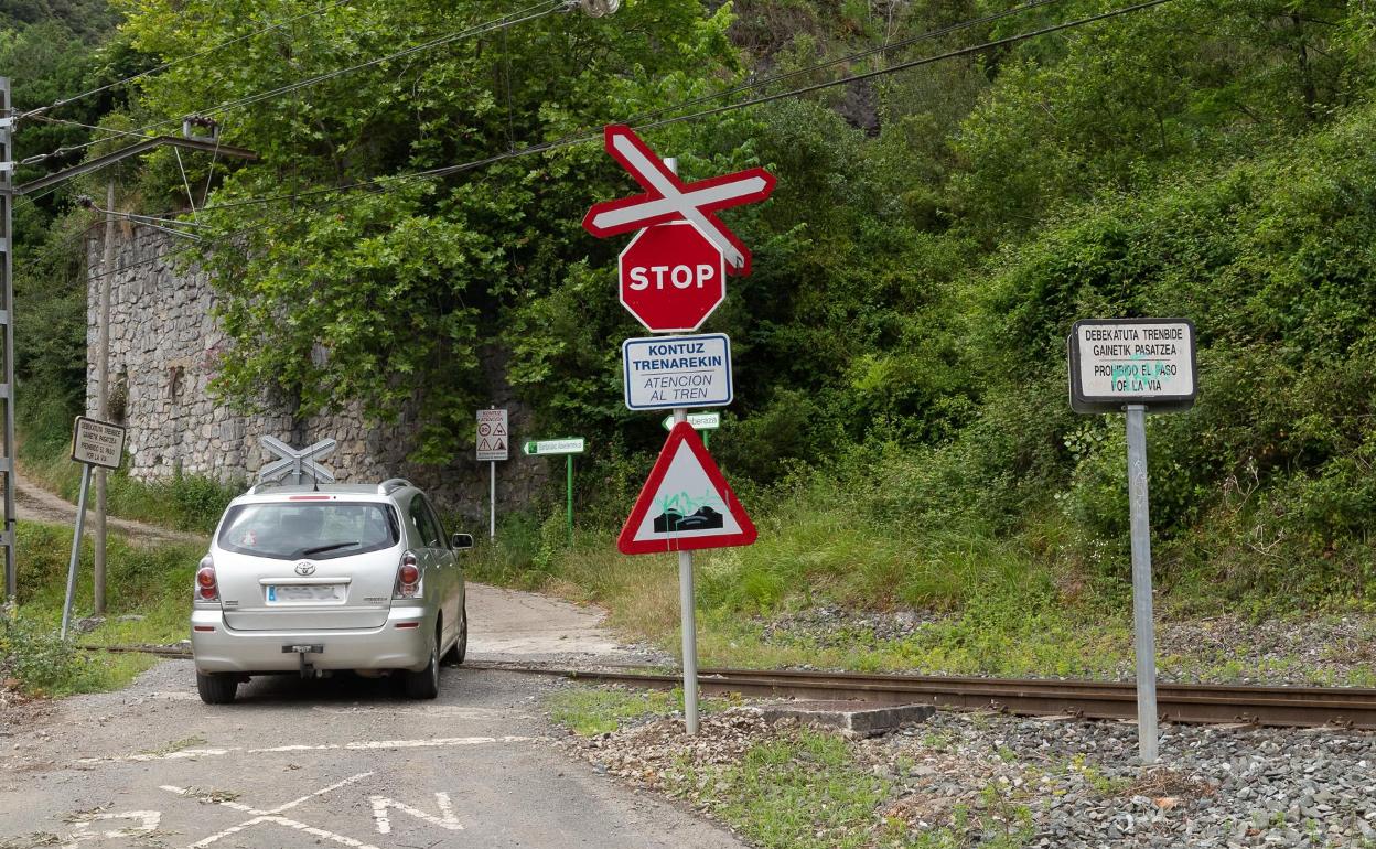 Paso a nivel en Mendaro. 