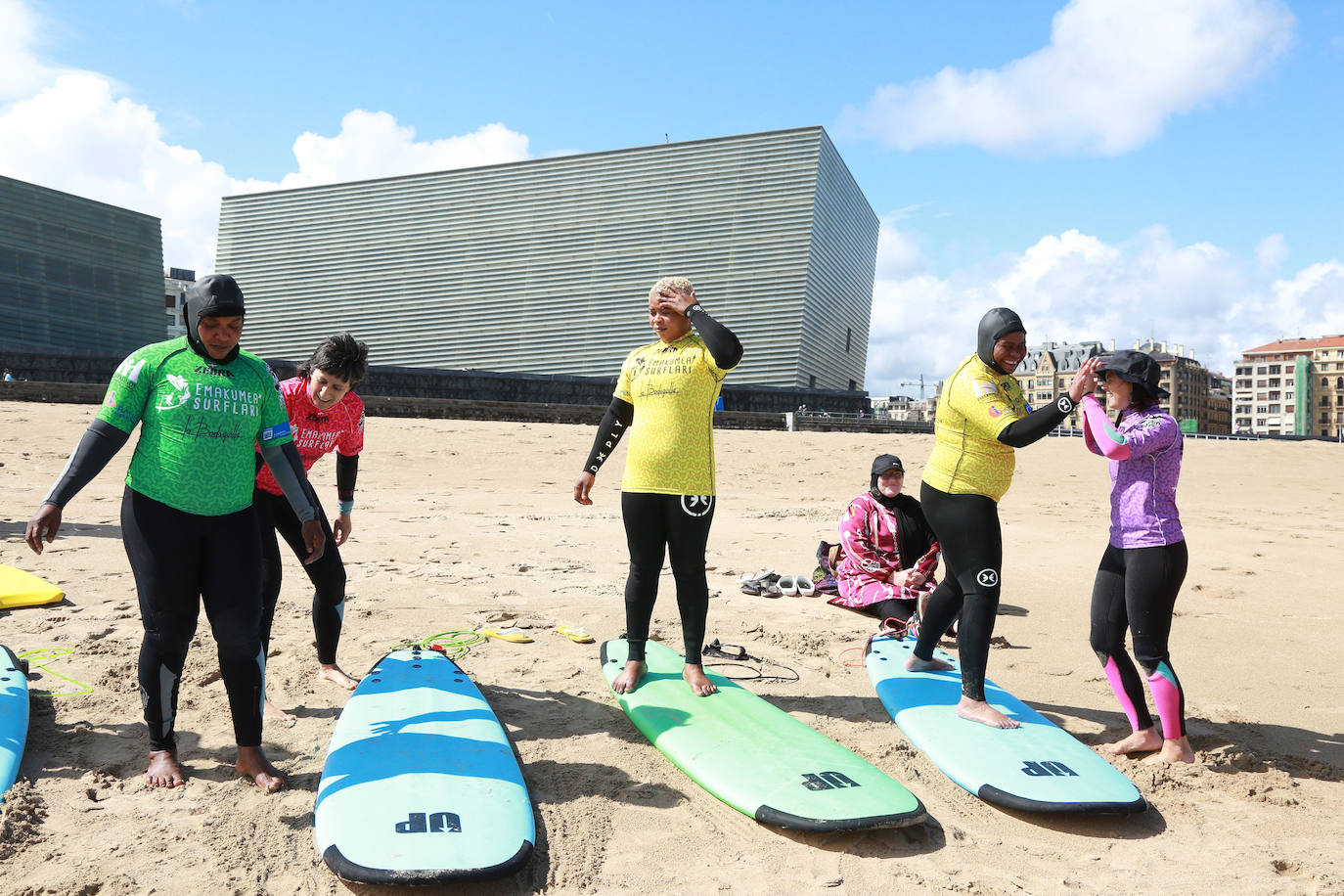 Fotos: Surfeando las adversidades