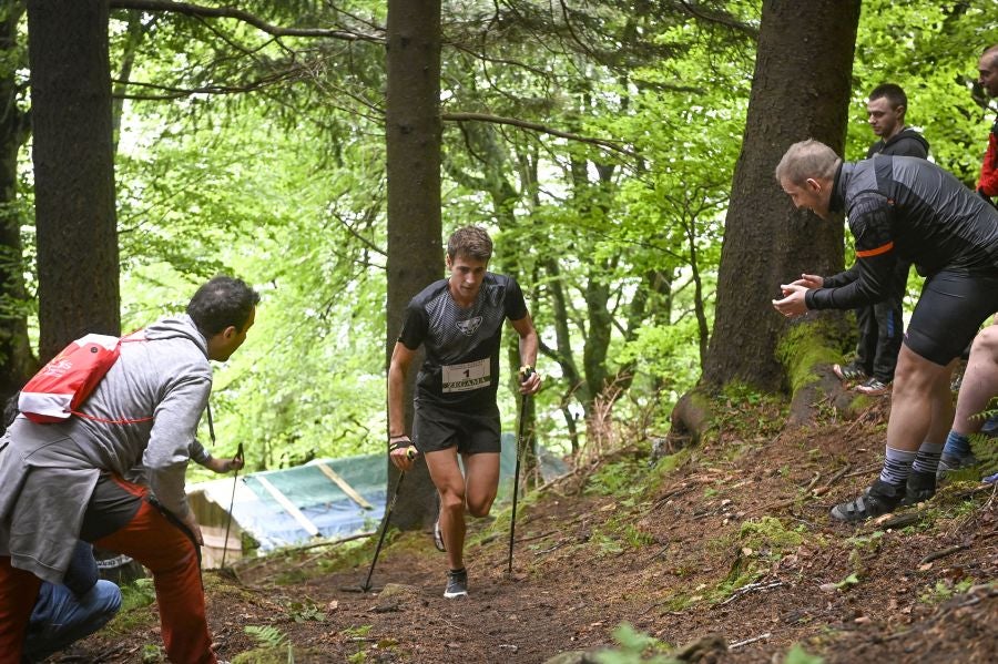 Fotos: Forsberg y Cardona, los más rápidos en Zegama
