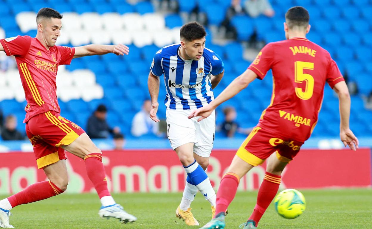 Xeber Alkain disputó ante el Zaragoza su último partido con la camiseta de la Real Sociedad. 