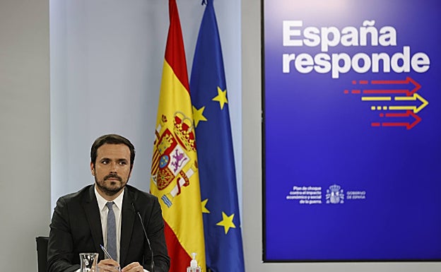 Alberto Garzón, durante la rueda de prensa posterior al Consejo de Ministros. 