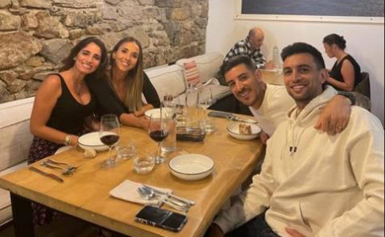 Yuri, Pastore y sus parejas, en San Sebastián