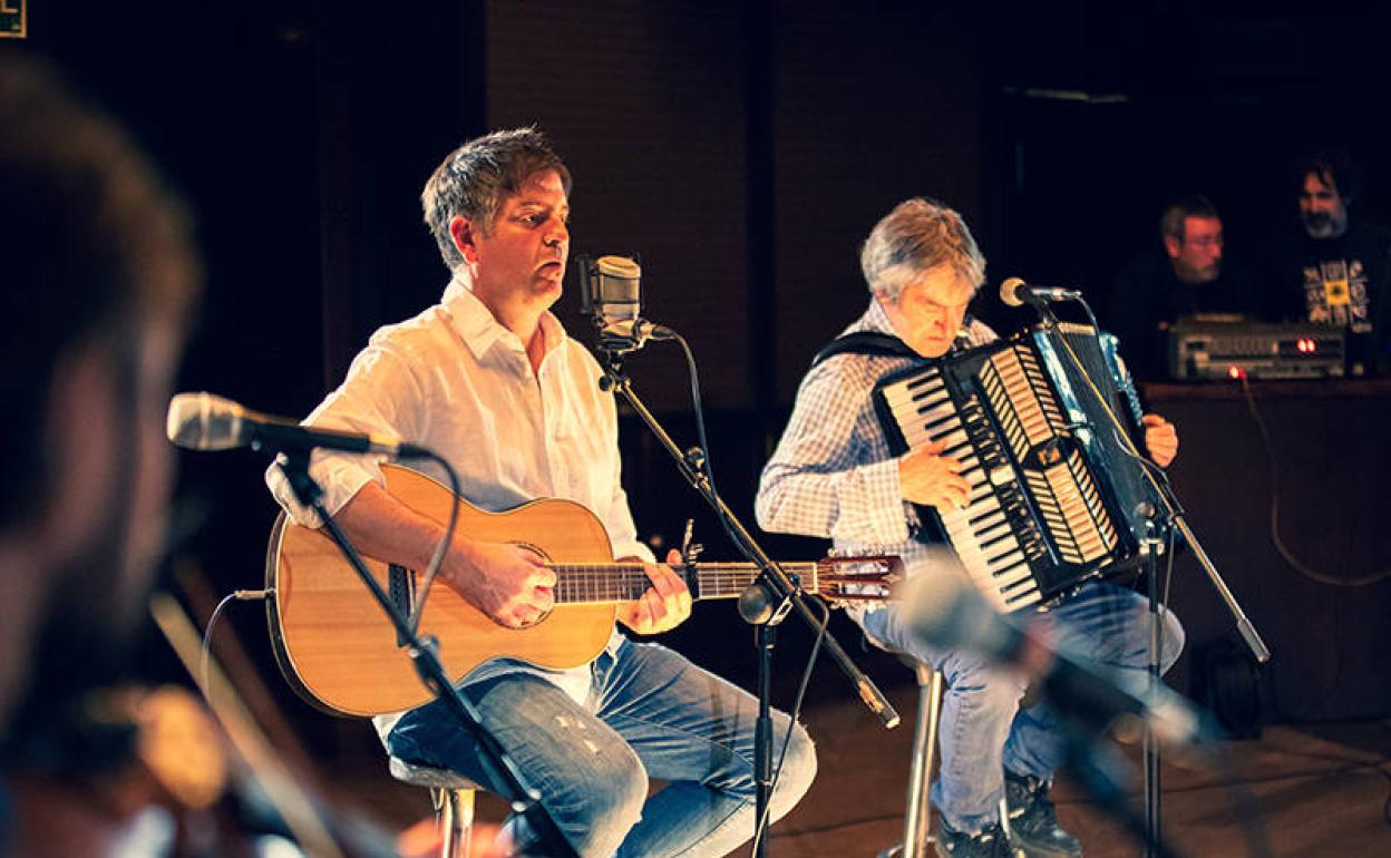 Mikel Urdangarin actúa hoy en el Doka donostiarra.