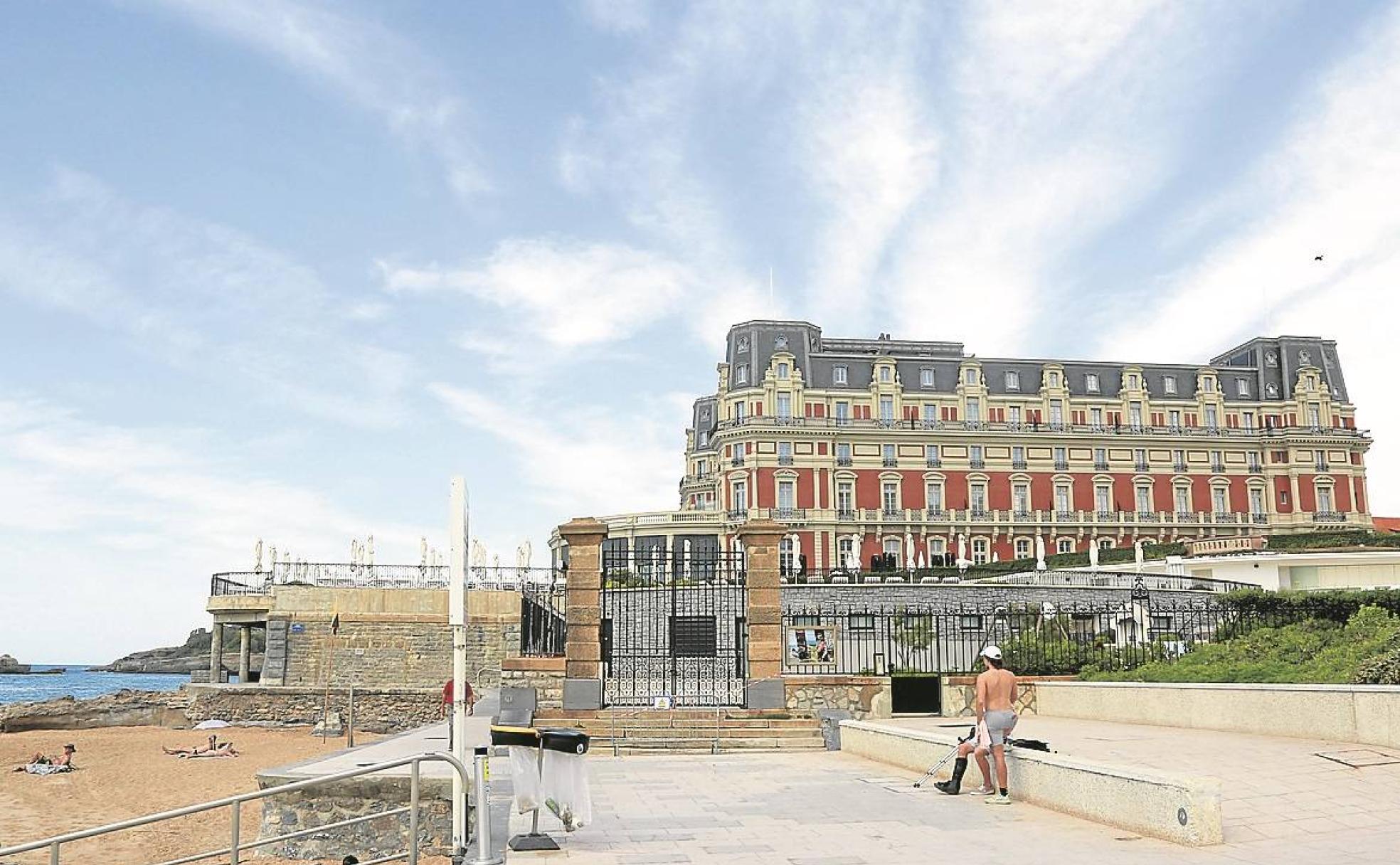 El Hôtel du Palais se rejuvenece