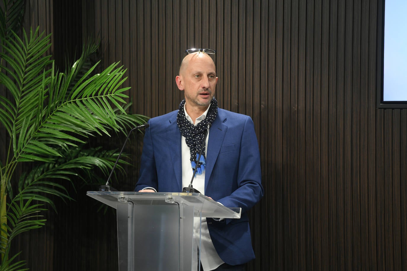 Fotos: La Federación Mercantil pide las instituciones «remar con el comercio en la misma dirección»