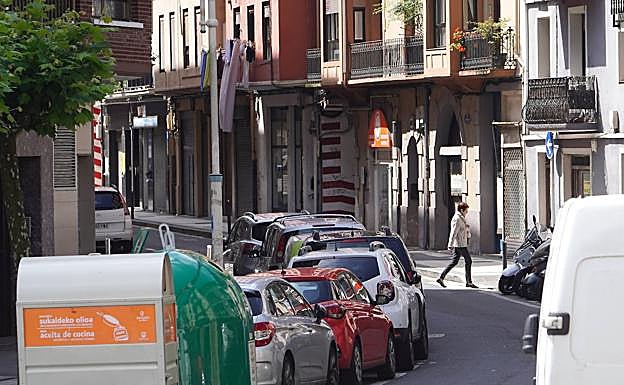 Imagen principal - Tres imágenes del suceso de Pasai Antxo.