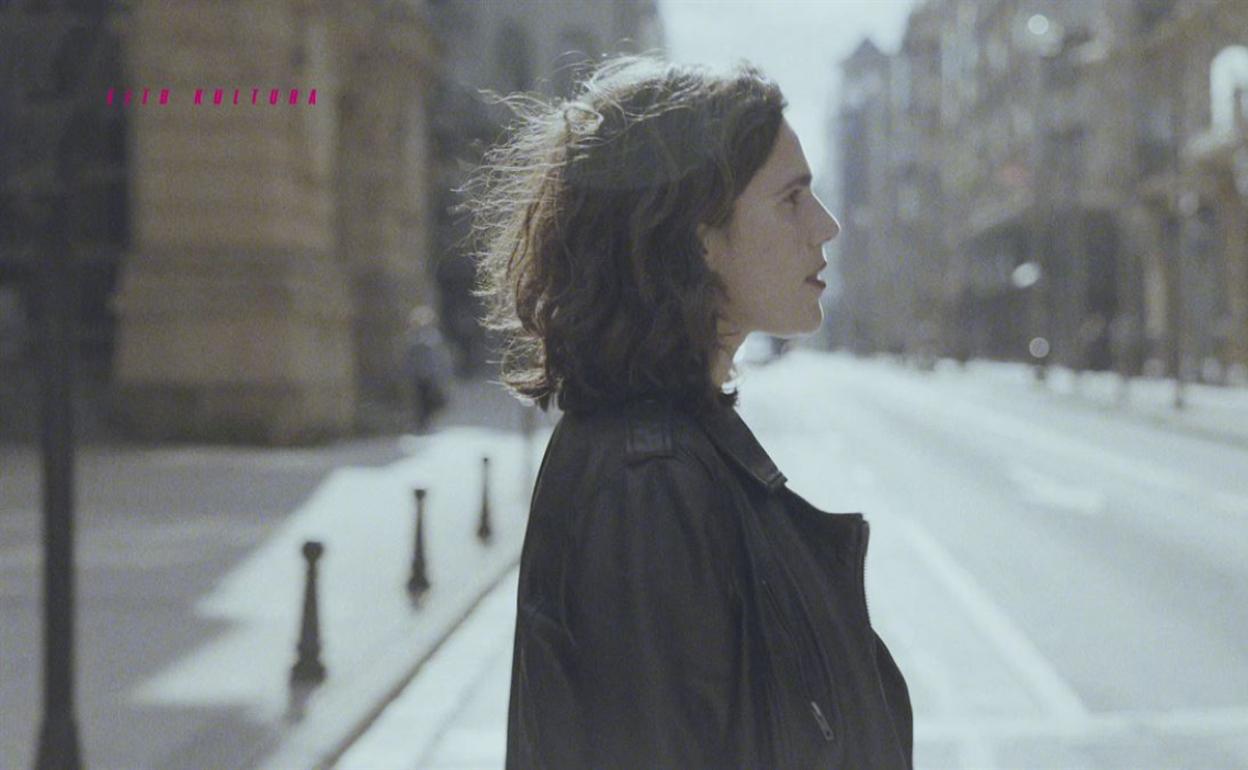 Lur Olaizolaren 'Hirugarren koadernoa' da hautatutako film laburretako bat.