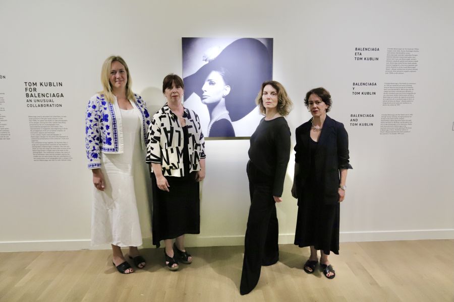 Fotos: Balenciaga, a través de la cámara de Tom Kublin