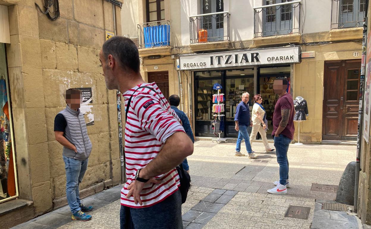 Xabier Atristain, el jueves de la semana pasada en la Parte Vieja de Donostia, cuando fue detenido. 