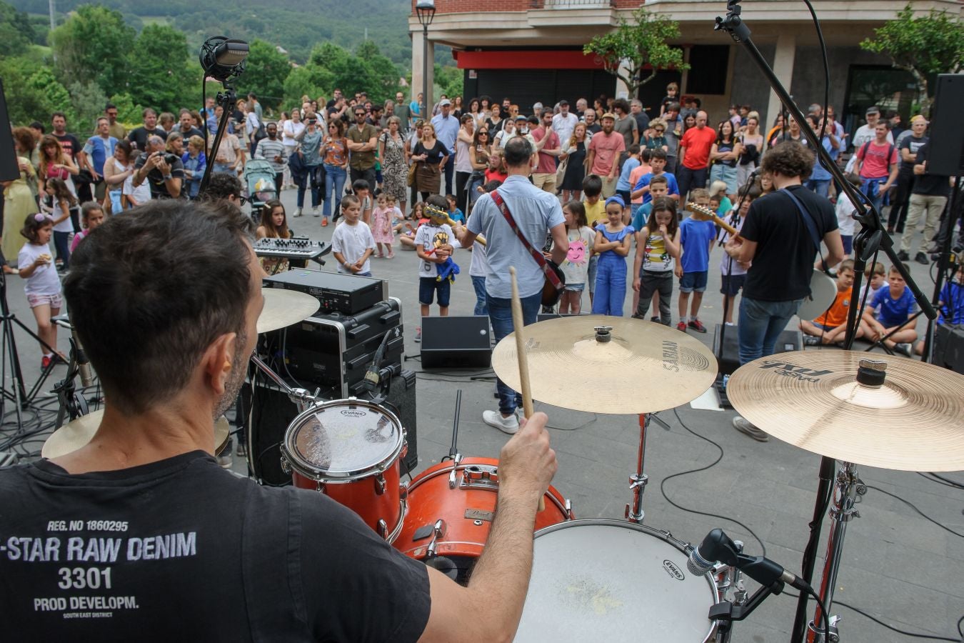 Fotos: El rock inunda Andoain