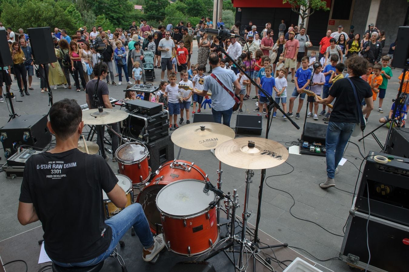 Fotos: El rock inunda Andoain