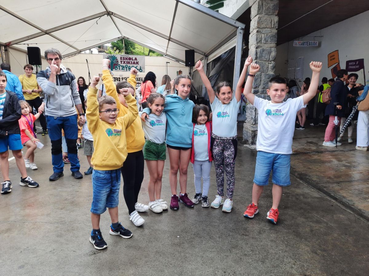 Fotos: La fiesta de las escuelas pequeñas en Errezil