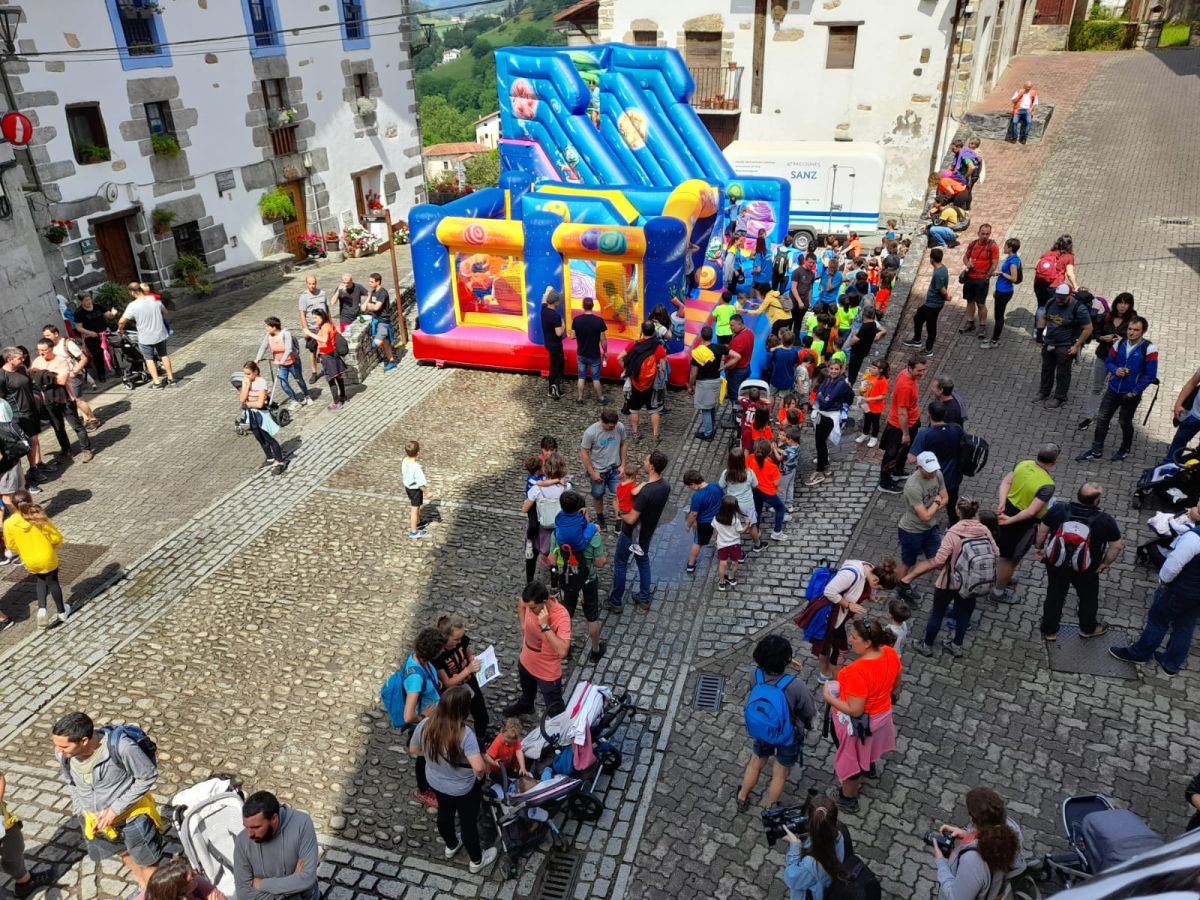 Fotos: La fiesta de las escuelas pequeñas en Errezil