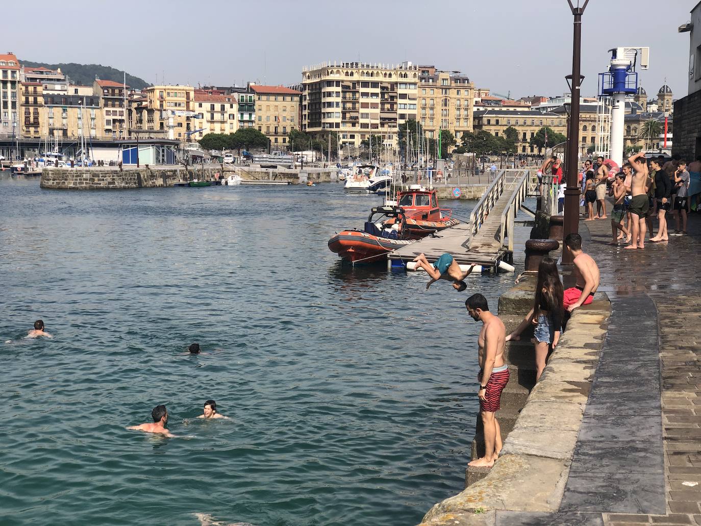 Fotos: Calor desde primera hora de la mañan