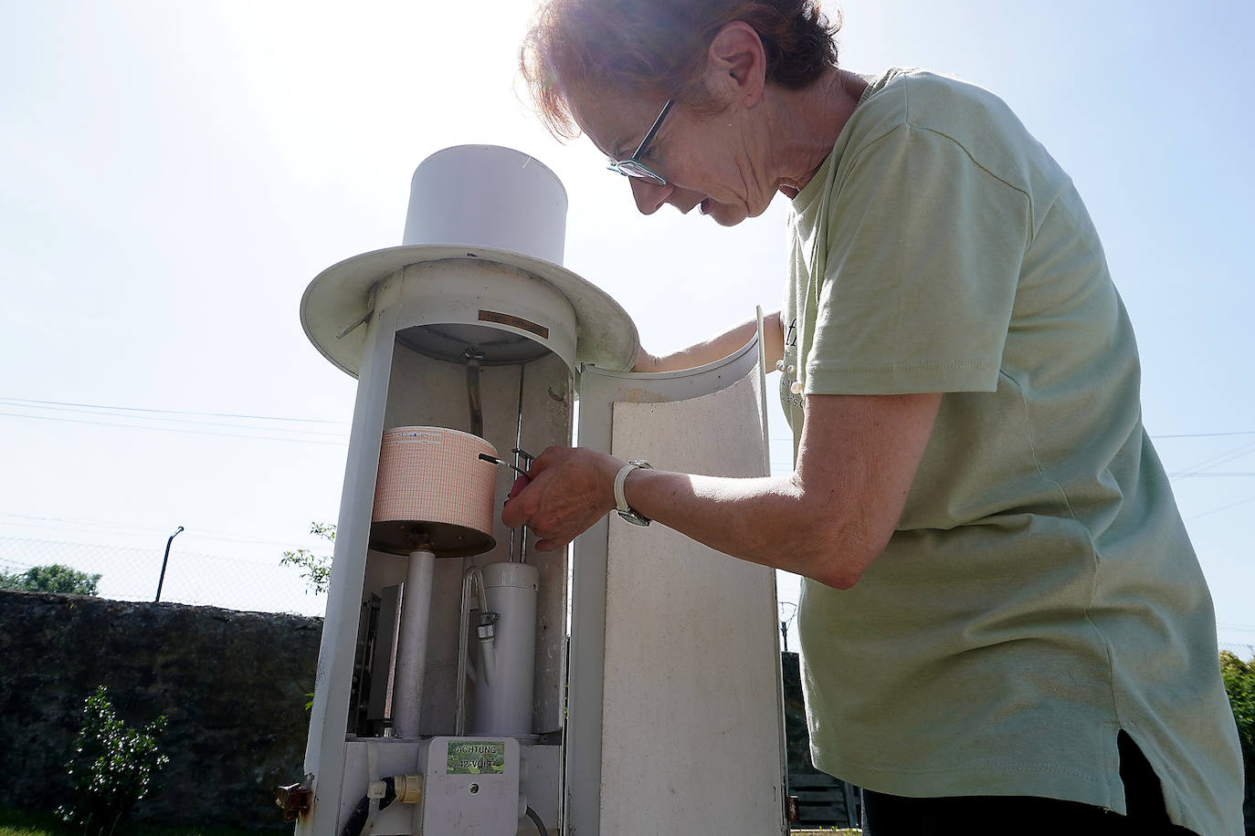 Fotos: A mano cada tres horas: así se mide la temperatura en Igeldo