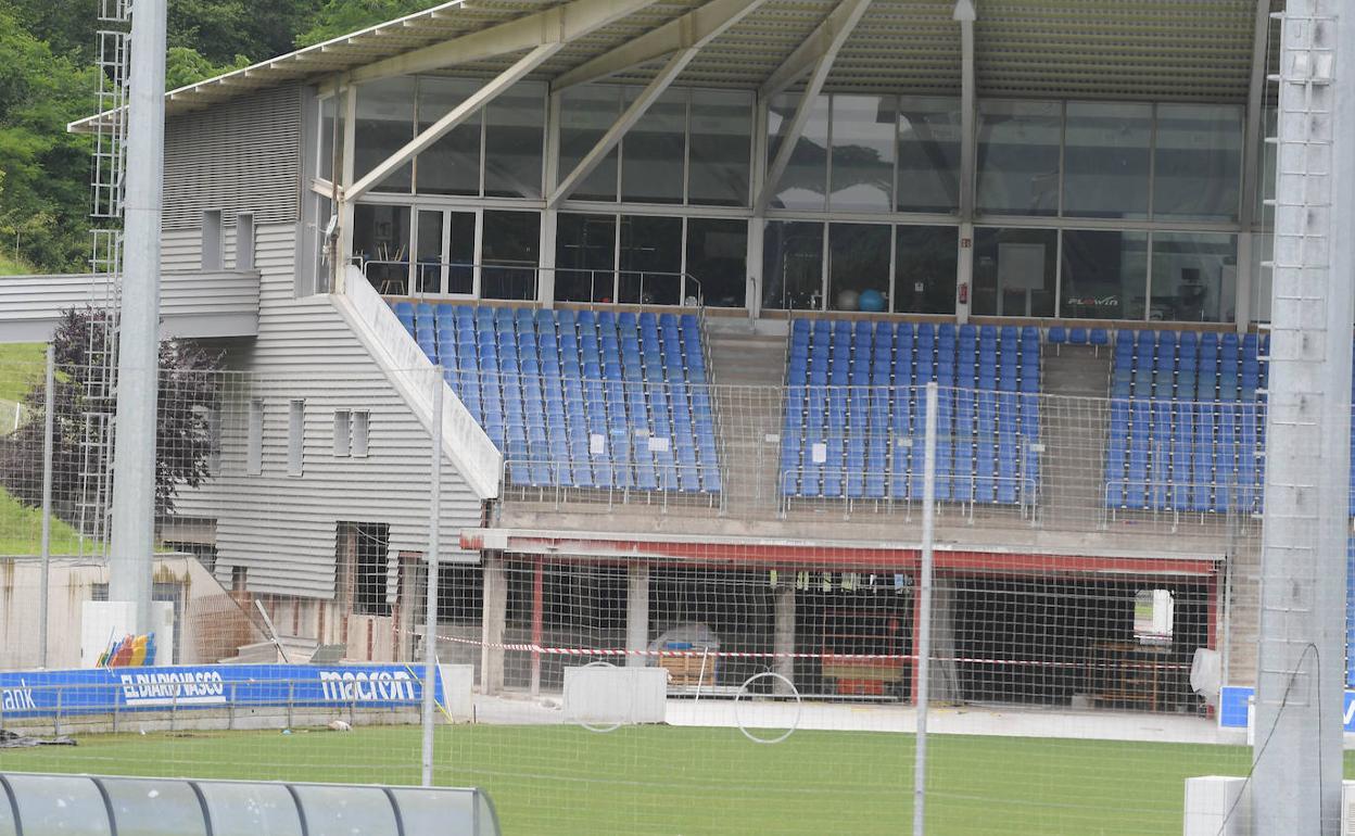 Panorámica de las instalaciones de Zubieta, con la nueva abertura que da acceso al gimnasio. 