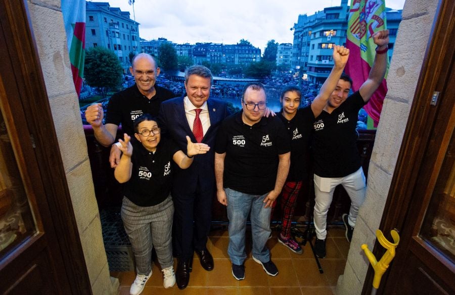 Fotos: Todo a favor en la primera noche de estos sanmarciales