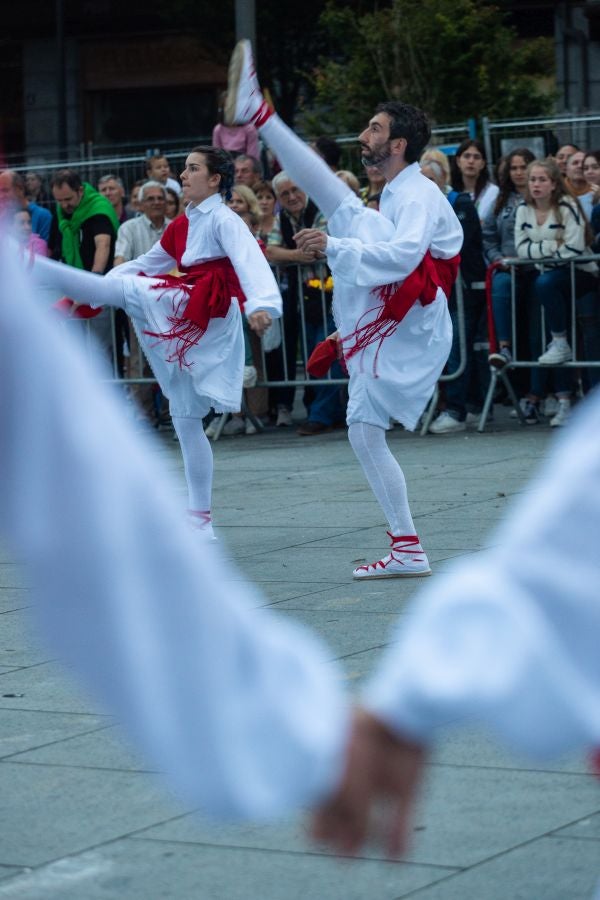 Fotos: Todo a favor en la primera noche de estos sanmarciales