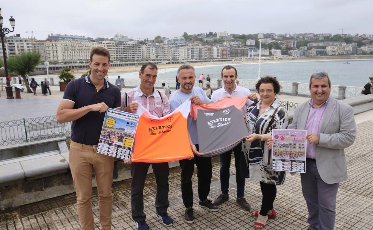 Imagen de la presentación del triatlón.