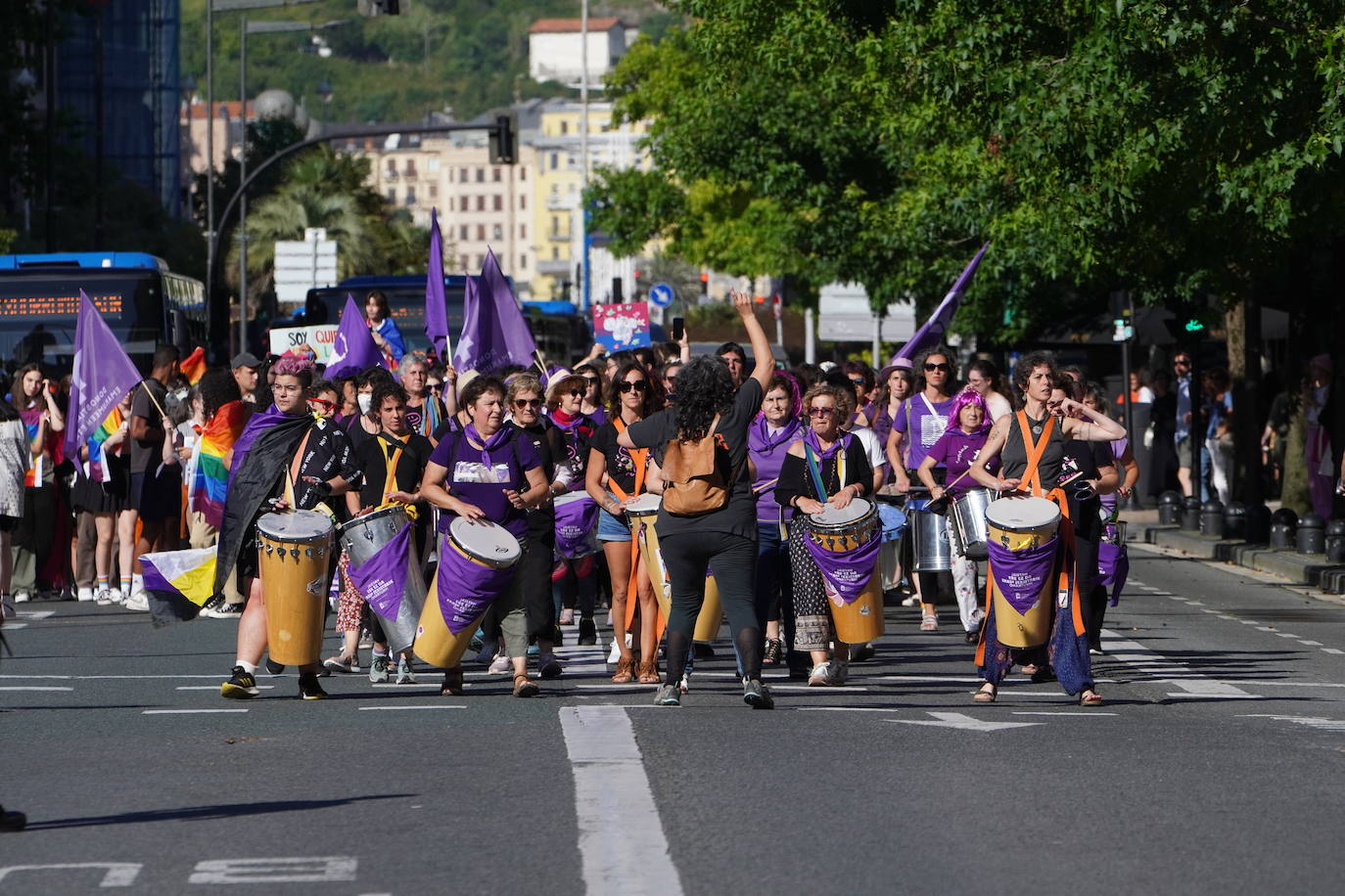 Fotos: Gipuzkoa arcoíris, entre la fiesta y la reivindicación