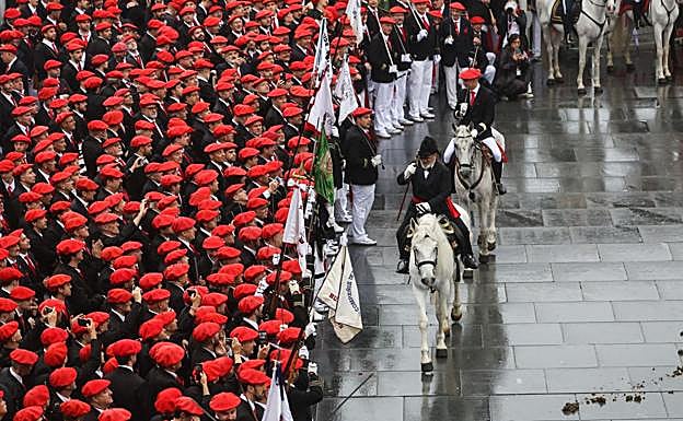 Galería. Las mejores imágenes del Alarde tradicional.