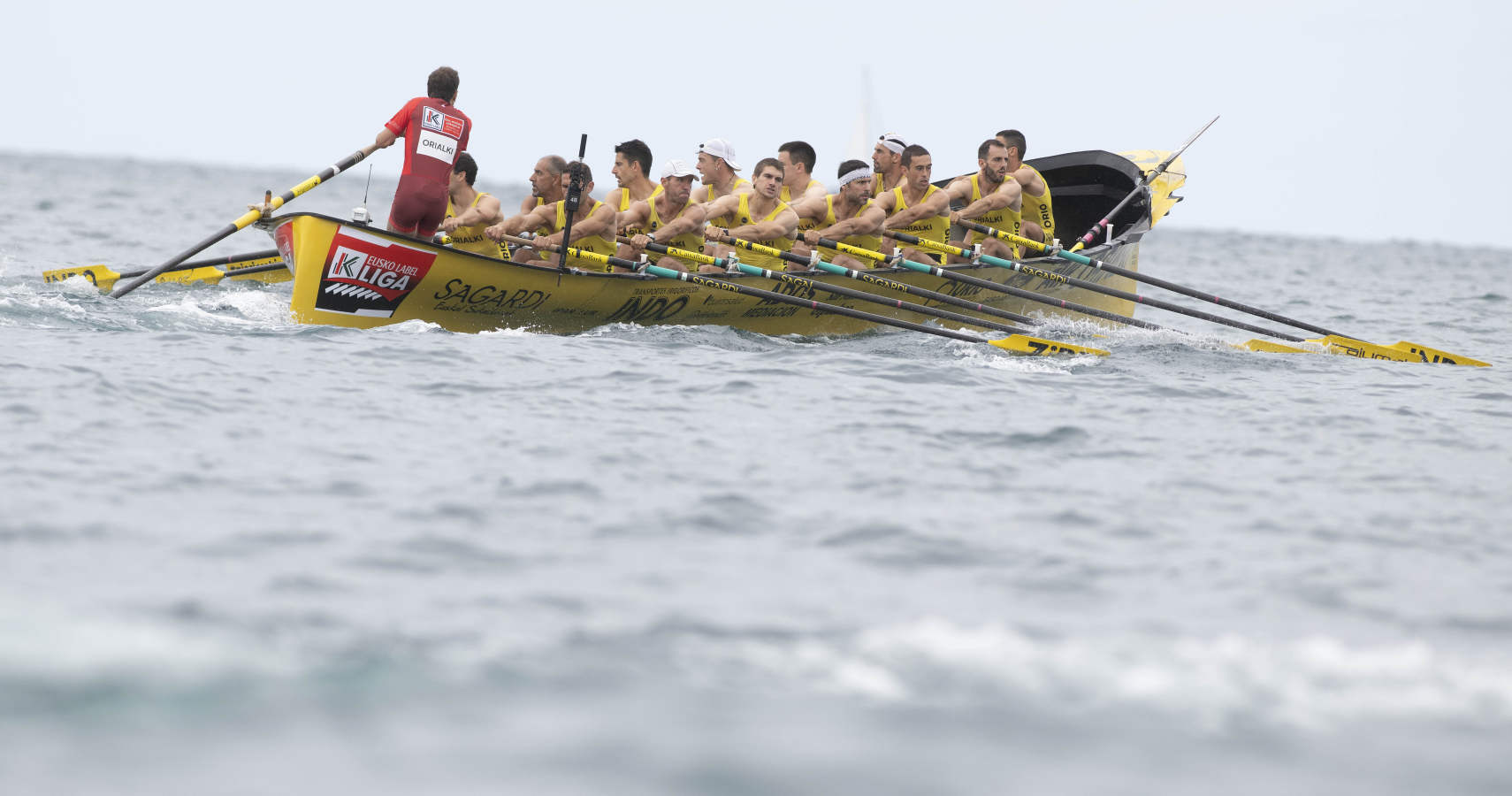 Fotos: Donostiarra no deja escapar su bandera