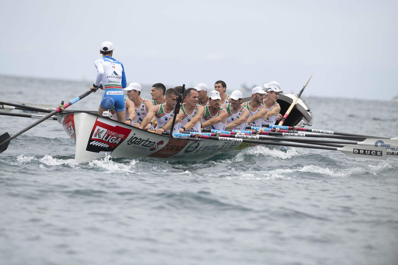 Fotos: Donostiarra no deja escapar su bandera