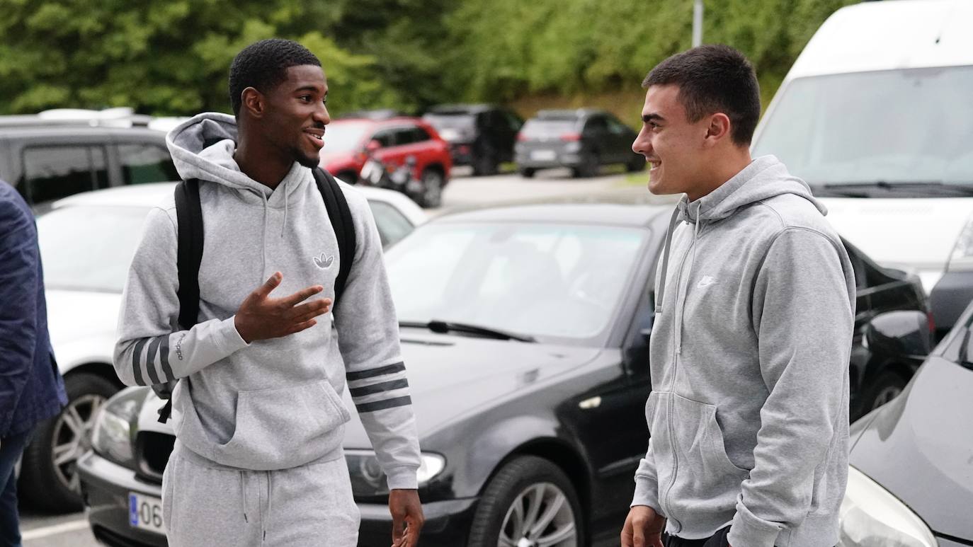 Fotos: Mohamed-Ali Cho conoce a sus nuevos compañeros